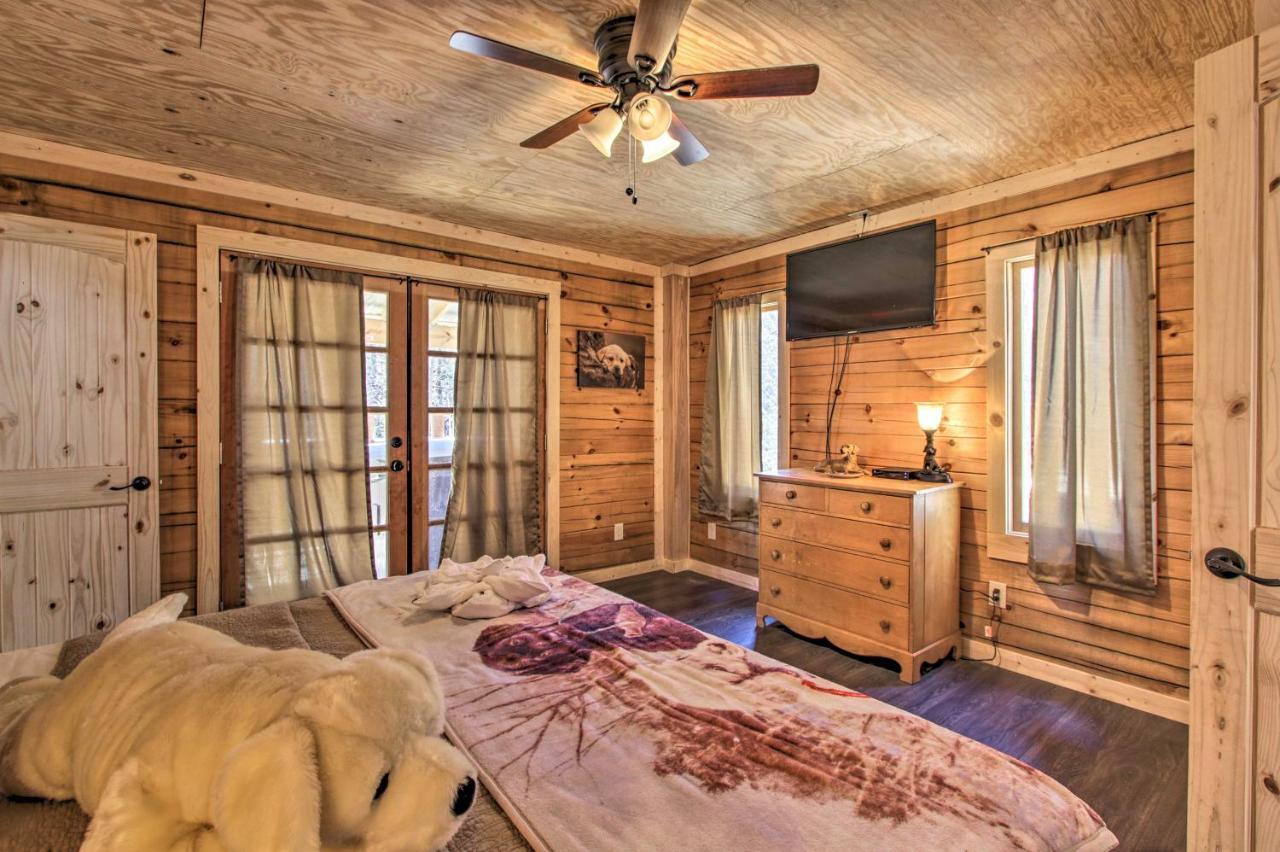 The Phoenix Cabin With Hot Tub In Gatlinburg! Exterior foto